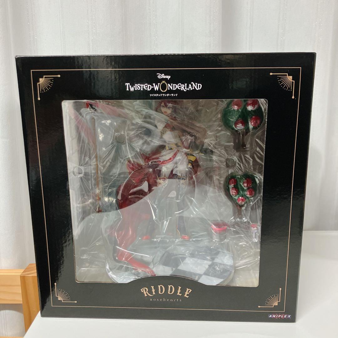 【新品・未使用】ツイステ　リドル　1/8スケールフィギュア