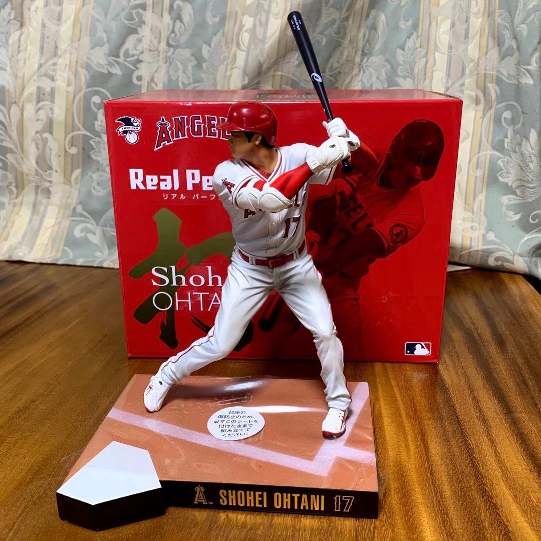 大谷翔平 AngelsプレミアムフィギュアRealPerfect 二刀流セット