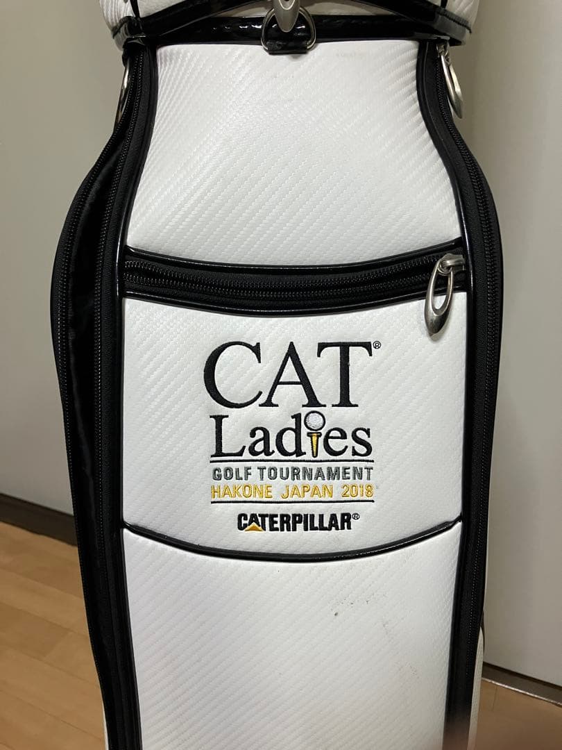 （非売品）CATERPILLAR キャディバッグ ホワイト