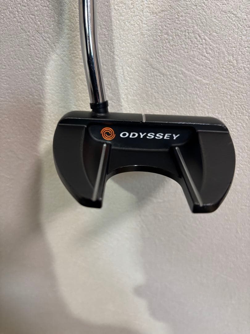 Odyssey V-Line Fang パター MMXVデザイン
