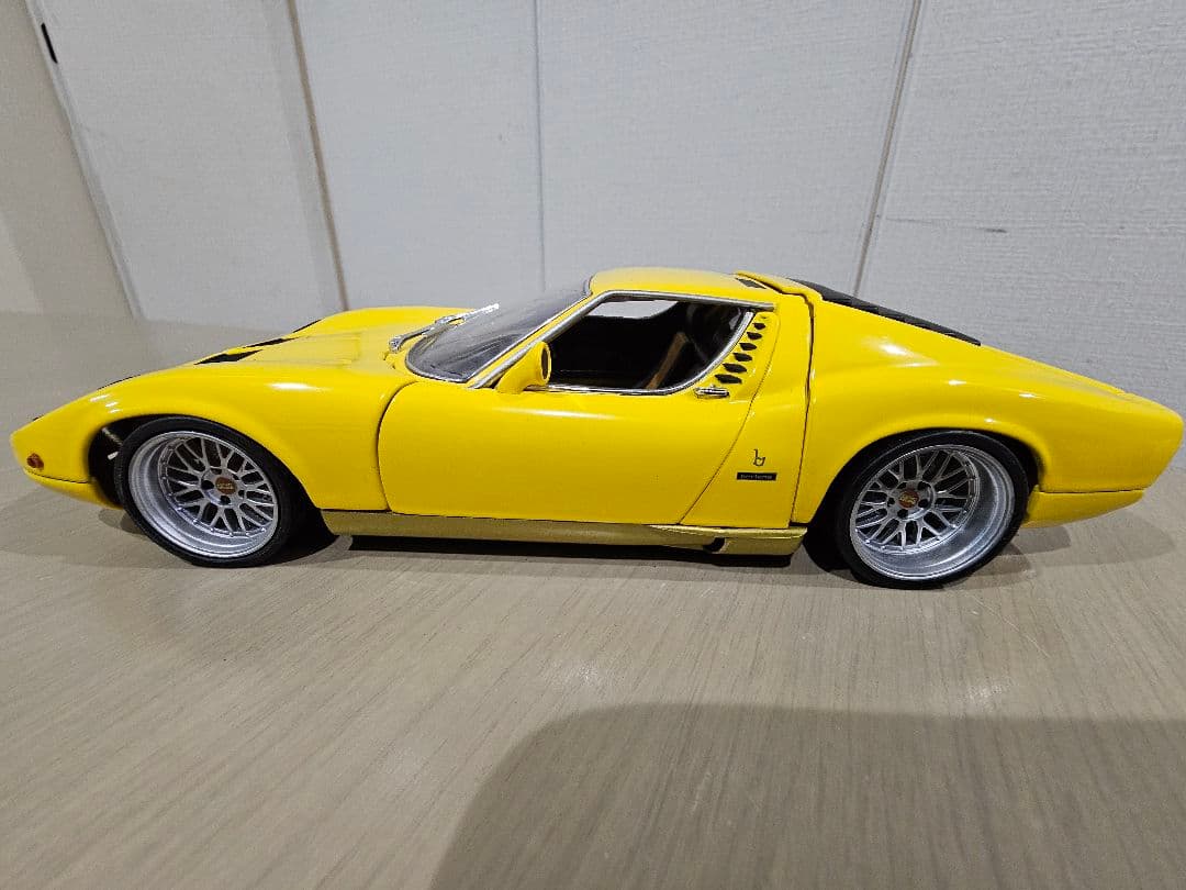 ANSON　1/18 　Lanborghini　Miura