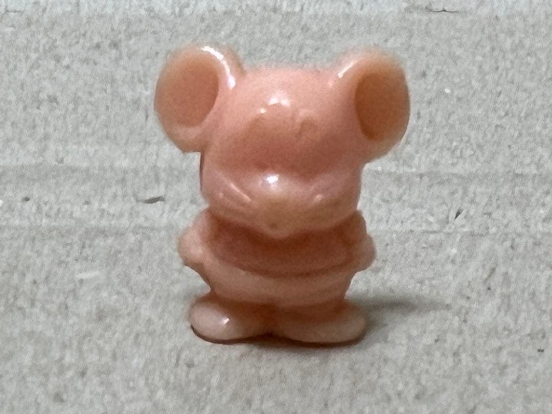 Drスランプアラレちゃん消しゴム　ねずみ（肌色）