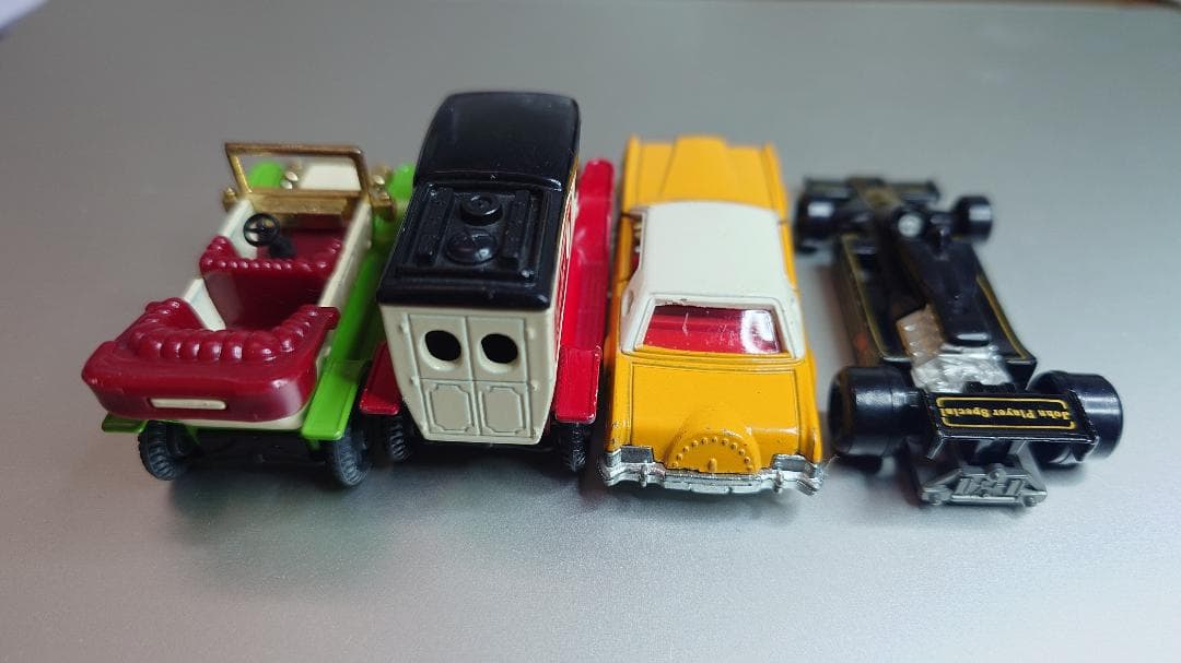 【日本製 トミカ】フォード車　4台（No.F4、F11、F36）
