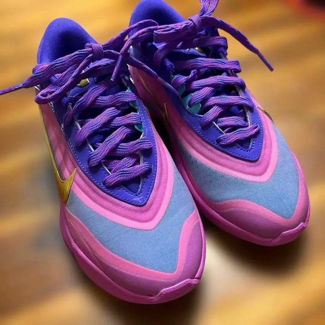 NIKE a one 23センチ