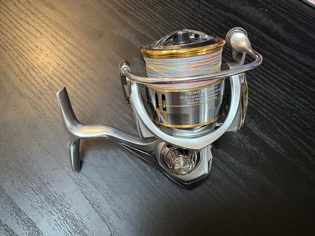 リール DAIWA FREAMS LT 3000D-C