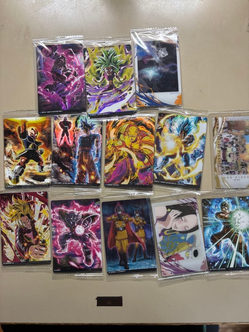 ドラゴンボール、ワンピースイタジャガカード ウエハースステッカーセット