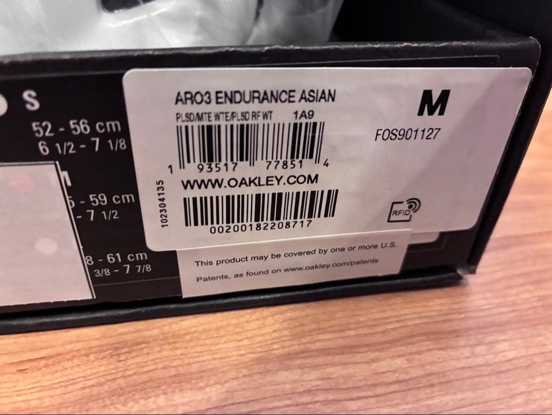 新品　オークリー　ARO3 ENDURANCE - MIPS - ホワイト　M