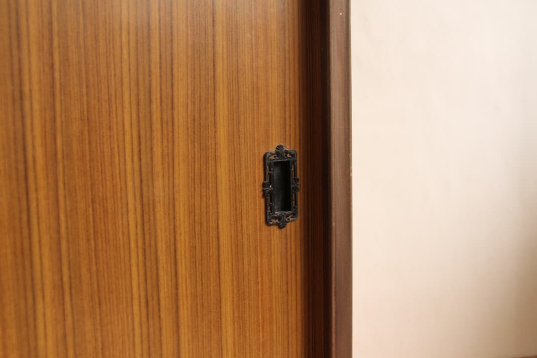 収納棚　棚　本棚　引戸　レトロ家具　古家具　ビンテージ　アンティーク　レトロ