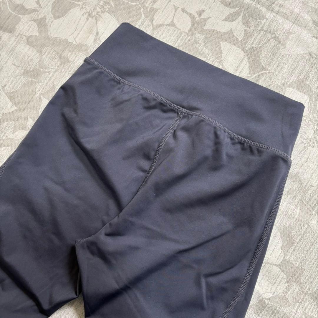 famme ヨガウェア　レギンス　ストレッチ　青紫　くすみカラー（S）