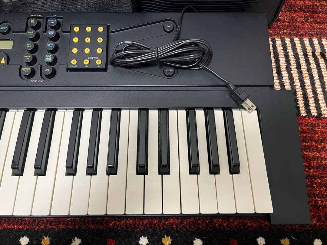 YAMAHA EOS YS200 デジタルシンセサイザー 61鍵盤