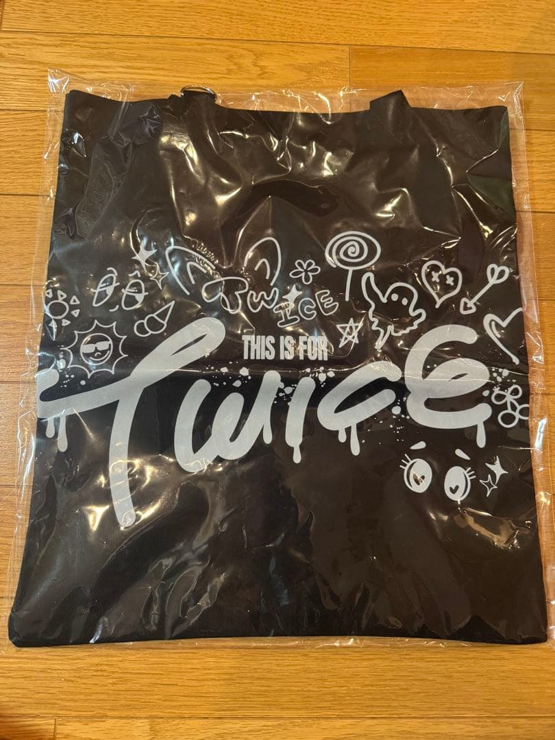 TWICE THIS IS FOR popup トートバッグ ブラック