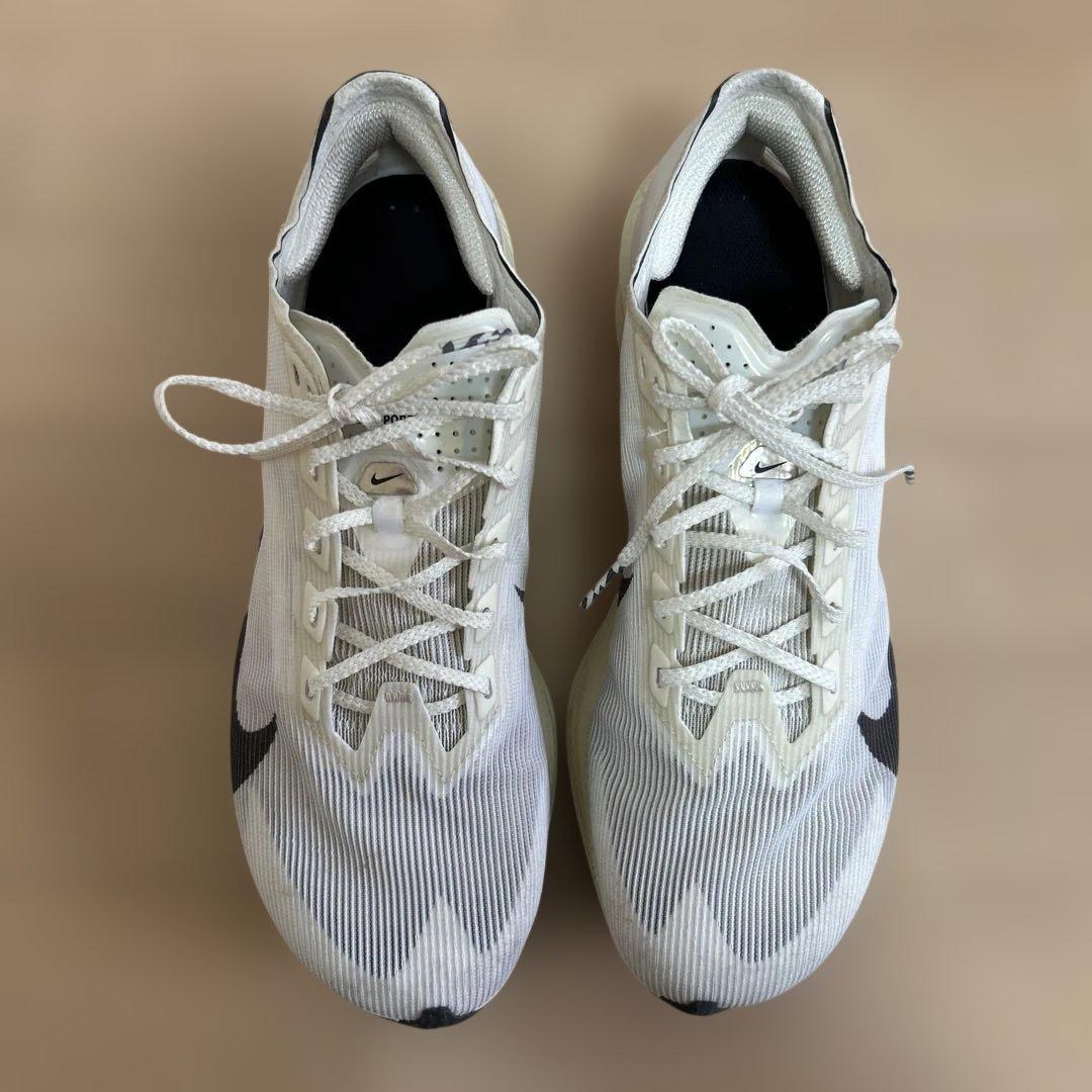 Nike VAPORFLY04 25.5cmランニングシューズ