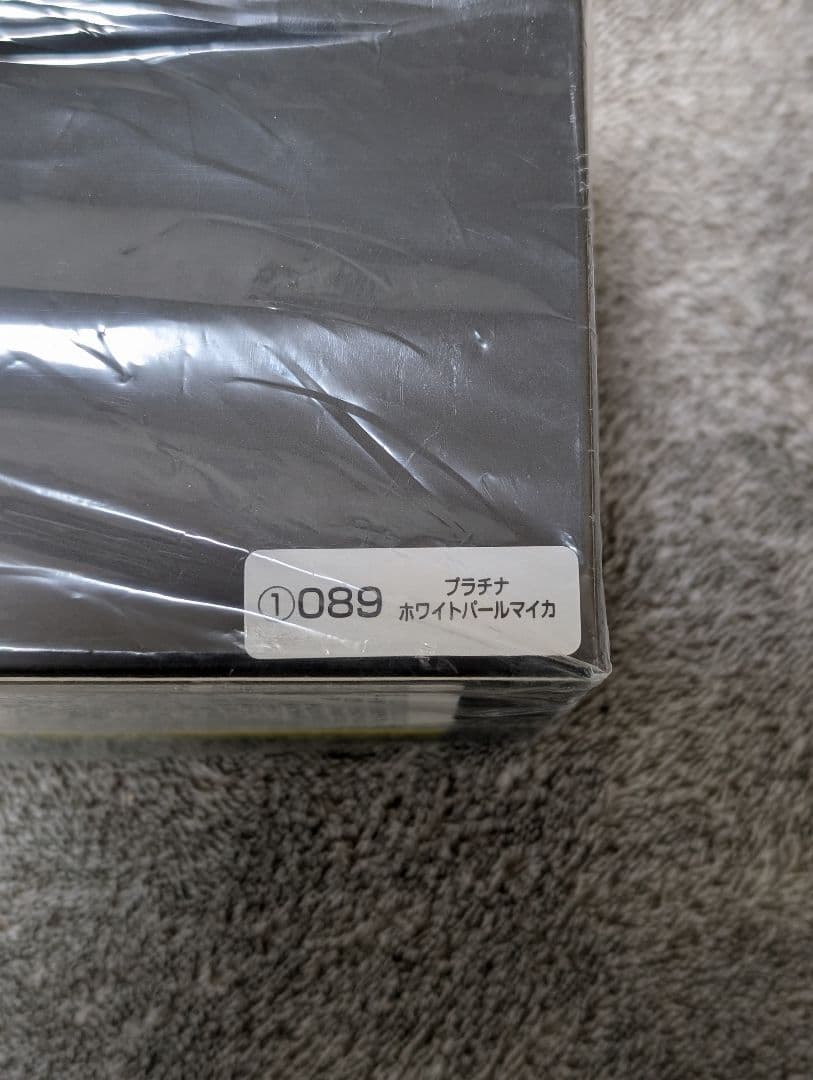 トヨタ40系アルファード　089プラチナホワイトパール　1/30スケール　非売品