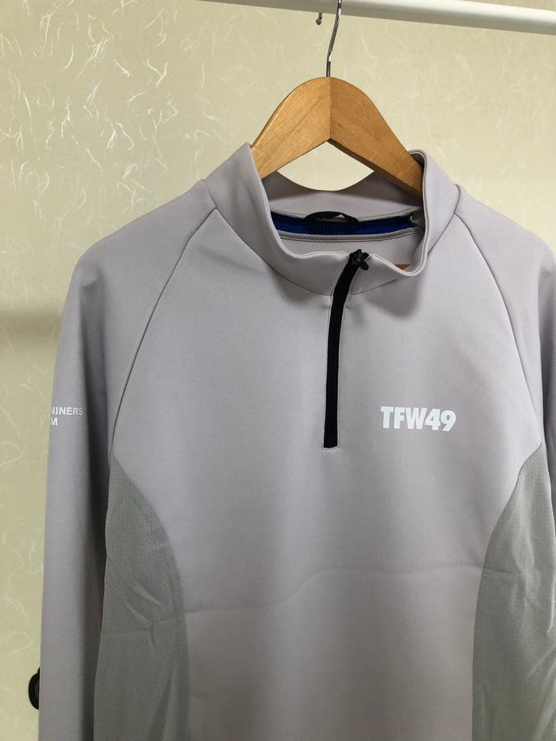 TFW49 MOCK NECK HALF ZIP GREY サイズS