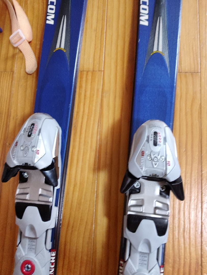 K2 スキー板 160センチ　ストックつき