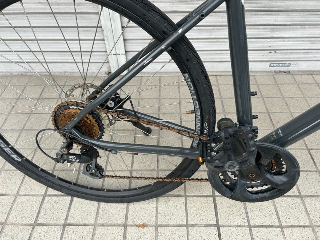 TREK FX1 クロスバイク 700cc 外装21段変速 フレームアルミ