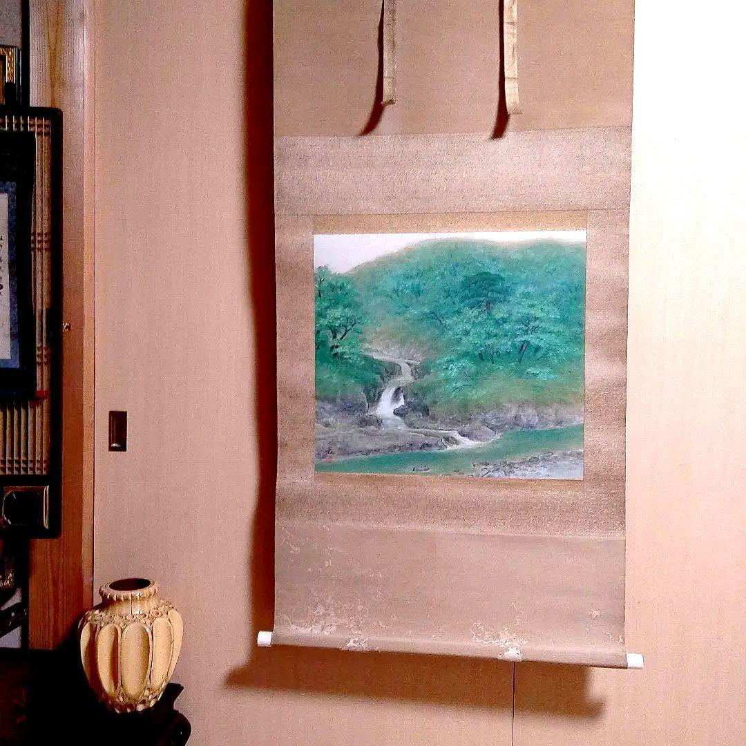 日本画・山下巌画・玉堂・横山大観に師事・下部傷み・以外は比較的綺麗だと思います。