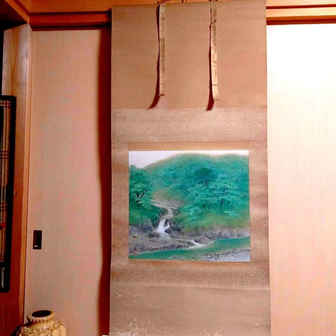 日本画・山下巌画・玉堂・横山大観に師事・下部傷み・以外は比較的綺麗だと思います。