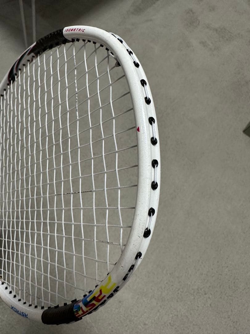 値引き！YONEX アストロクス33 2箇所 修理済