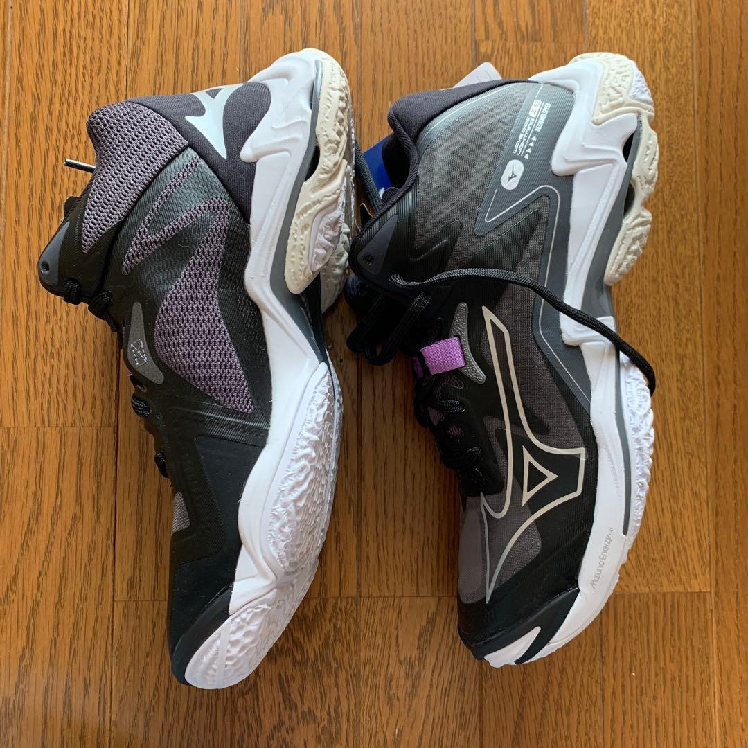 MIZUNO（ミズノ）ウエーブライトニング Z8 MID 25.0