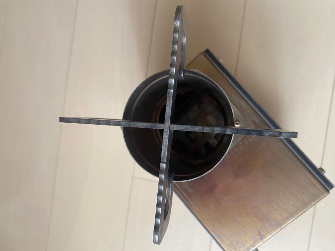 薪ストーブ ガラス窓付き　meca スームルーム