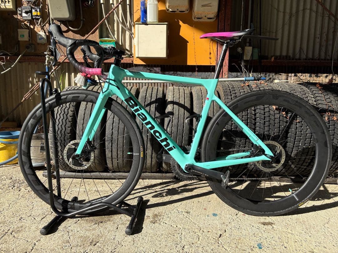 Bianchi SPRINT DISC カーボンホイール付