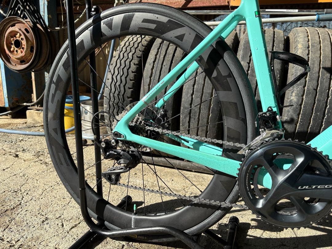 Bianchi SPRINT DISC カーボンホイール付