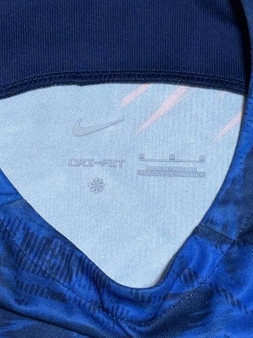 イングランド代表 22-23 トレーニングシャツ　NIKE サイズM
