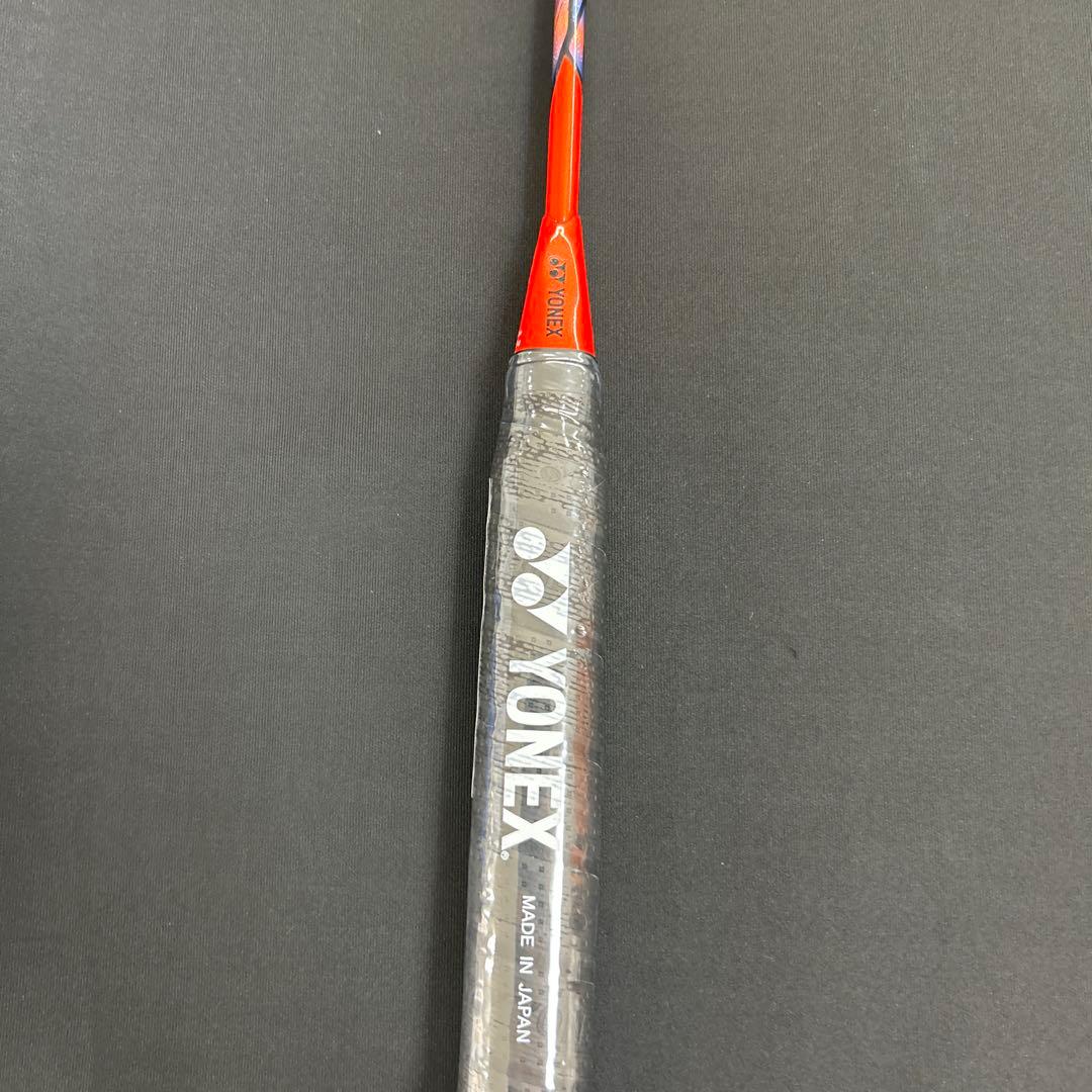4ug6 アストロクス77プロ　新品未使用　ヨネックス　バドミントン　ラケット