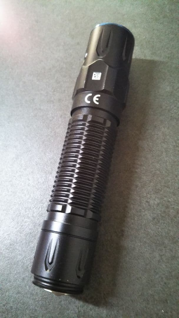 OLIGHT（オーライト）WARRIOR 3S タクティカルライト