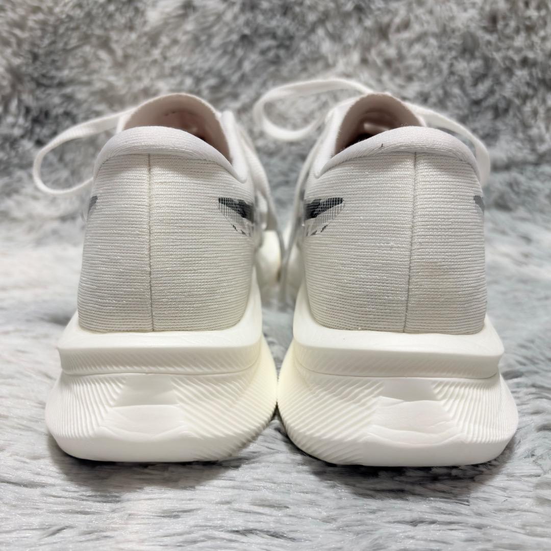 美品✨asics MAGIC SPEED 4 26.0 ランニングシューズ 白