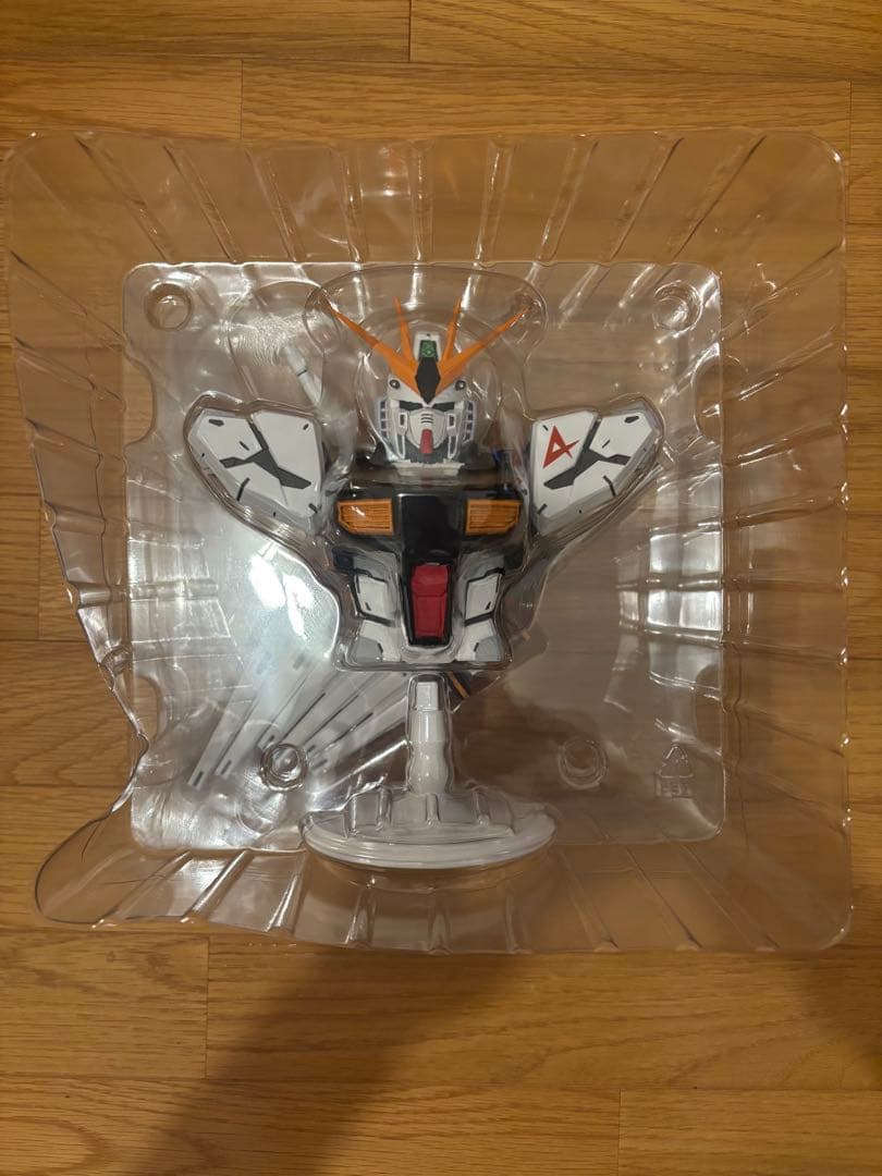 あ*ん様 【ほぼ新品】機動戦士ガンダム一番くじA賞B賞セット