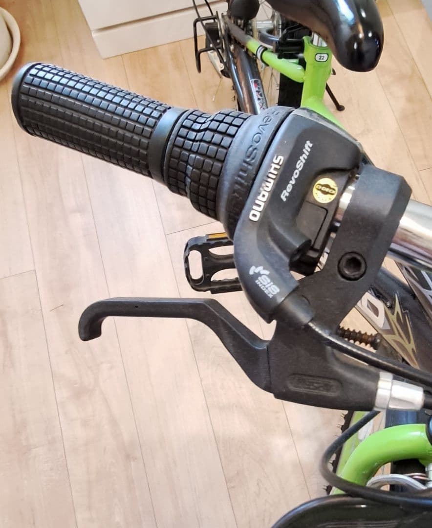 Kitt　HEAD　キッズ自転車　22インチ