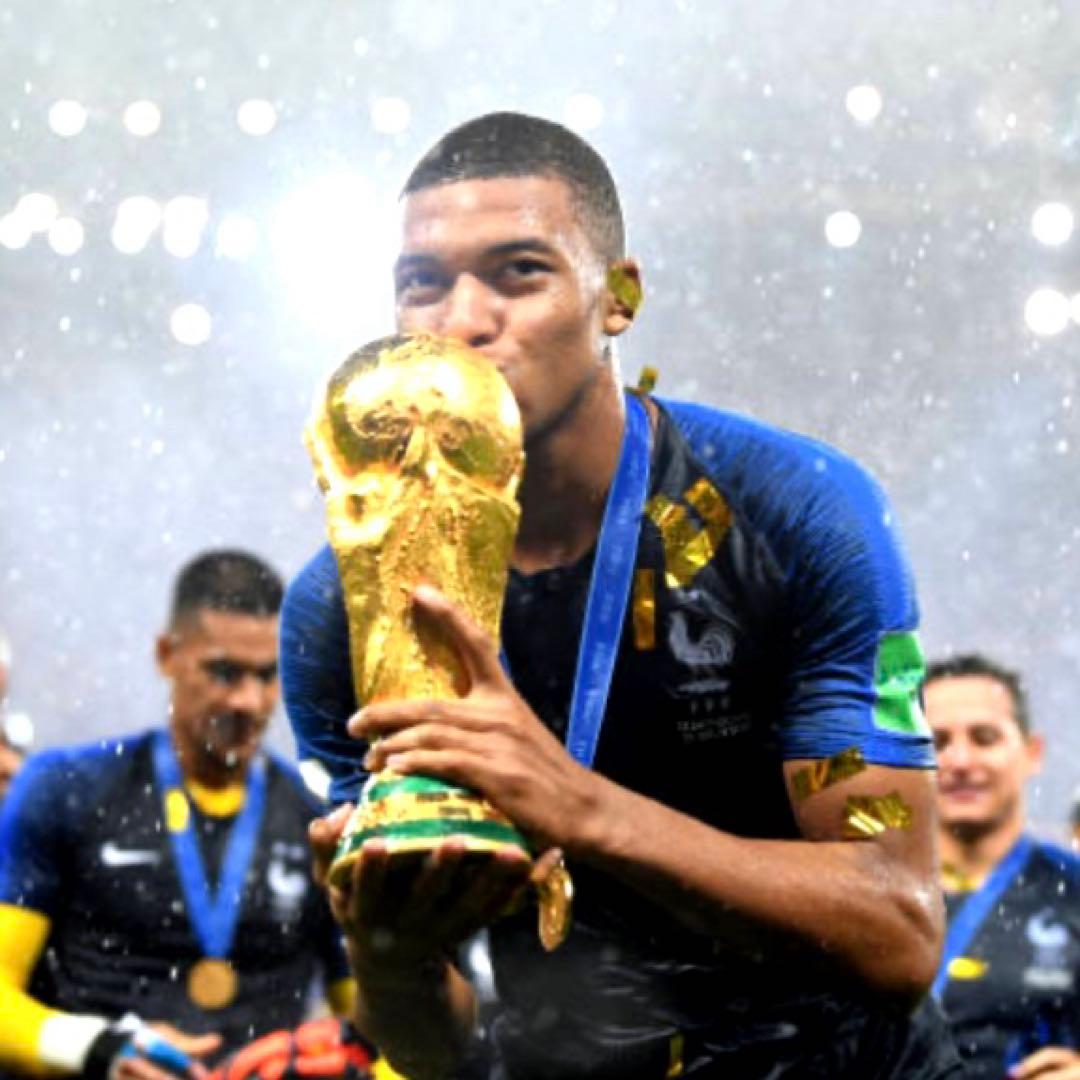 NIKE フランス代表 2018 W杯ロシア大会 優勝 ホーム ユニフォーム M