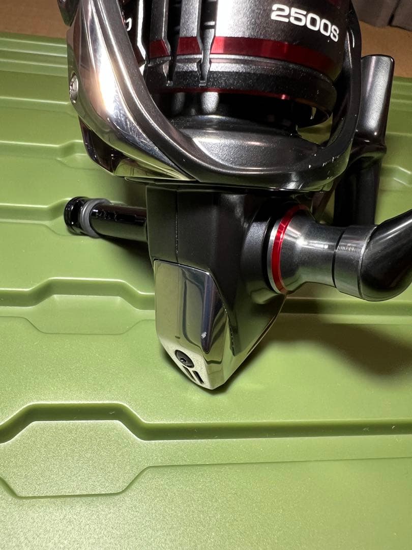 美品 SHIMANO 20 VANFORD 2500S ゴメクサス付属