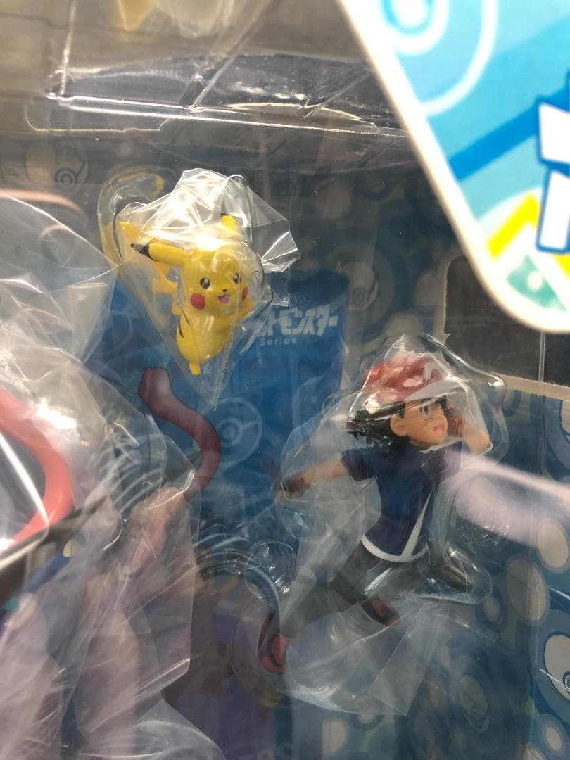 新品未開封　ポケモン　サトシ＆ピカチュウ＆ゲッコウガ　フィギュア　G.E.M