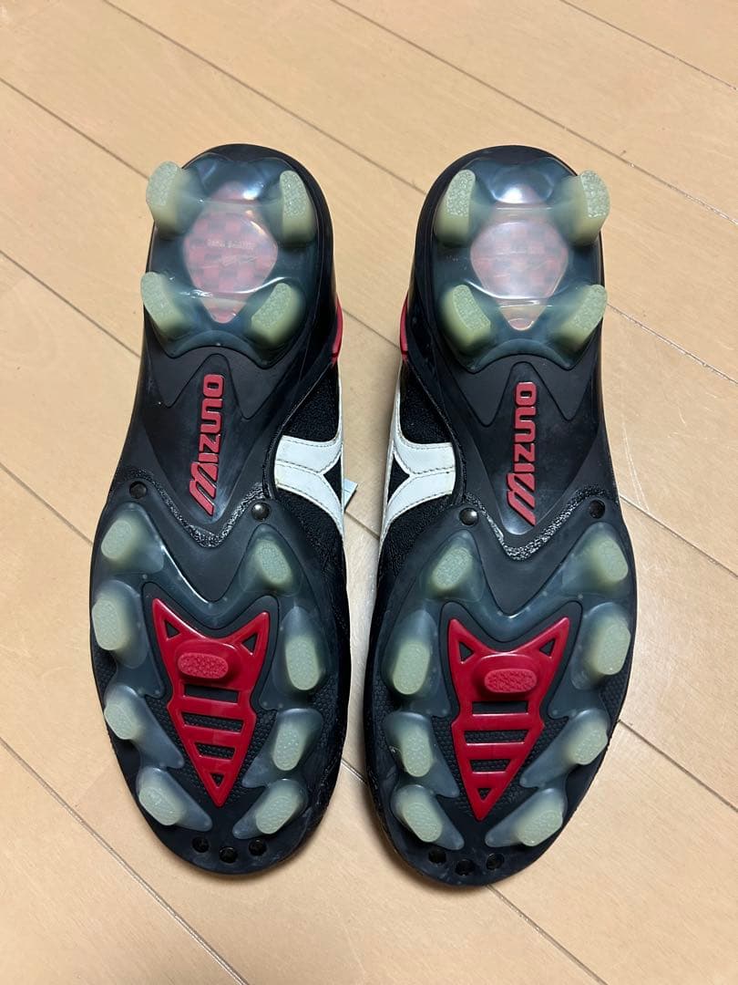 MIZUNO モレリアウェーブ黒24.0【大幅値下げ中】