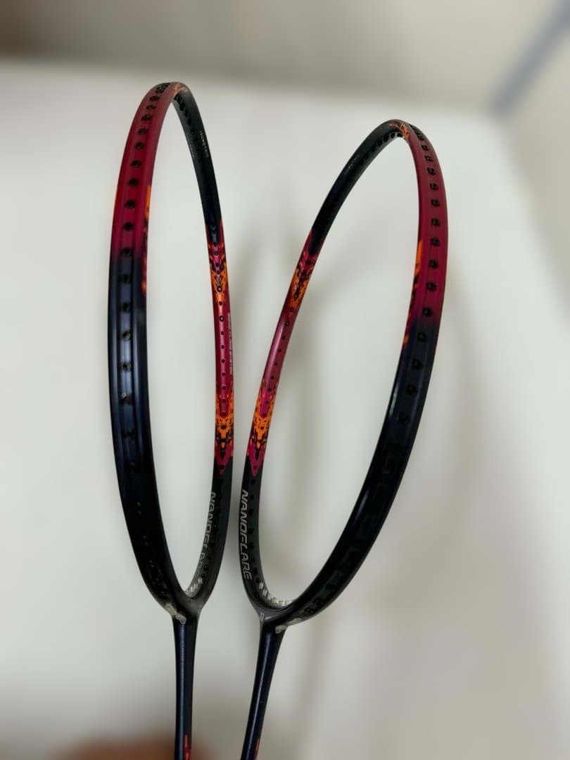 YONEX ナノフレア700 5U5-5u6 バドミントンラケット 2 本