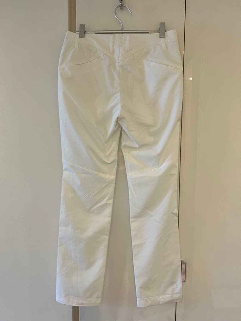 未使用♡DESCENTE DGMWJDO05 レディースパンツ M ホワイト