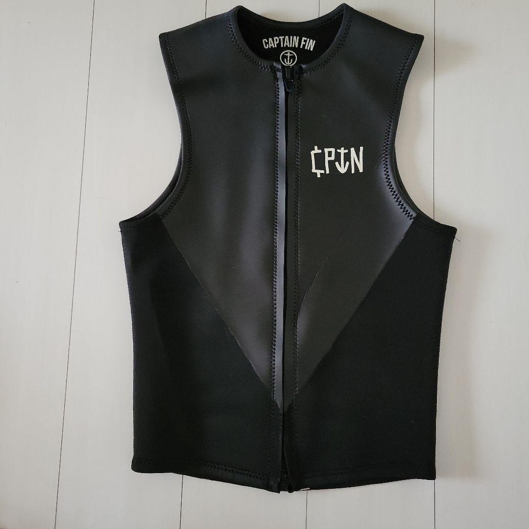 CAPTAIN FIN タッパー　ベスト サイズ XL 　ブラック