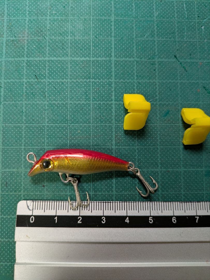 超貴重4.5cmミラクルワークスウッドメケメケ ミノータイプルアー 赤金ウッド