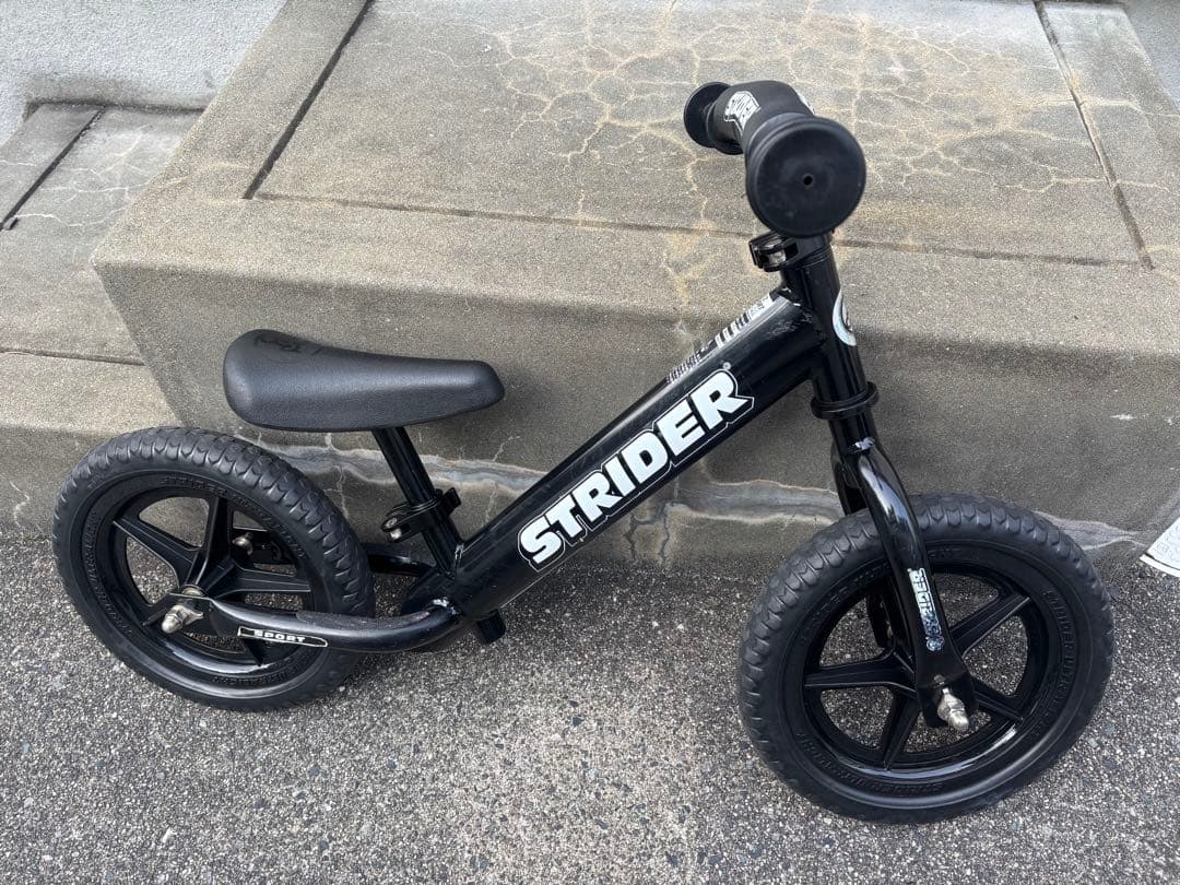 STRIDER SPORT バランスバイク 12インチ ブラック　日本正規品