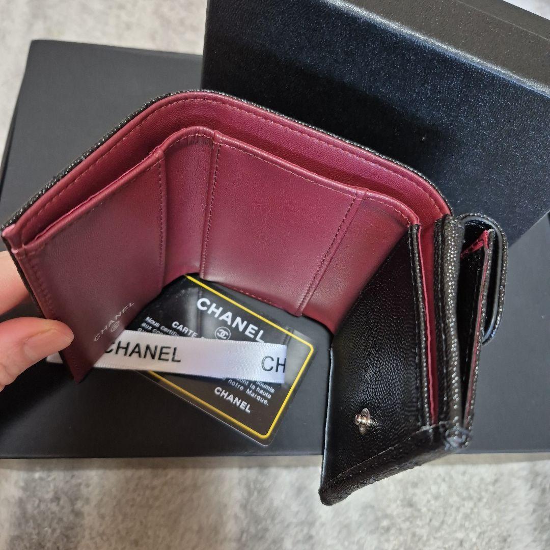 CHANELノベルティ 二つ折り財布