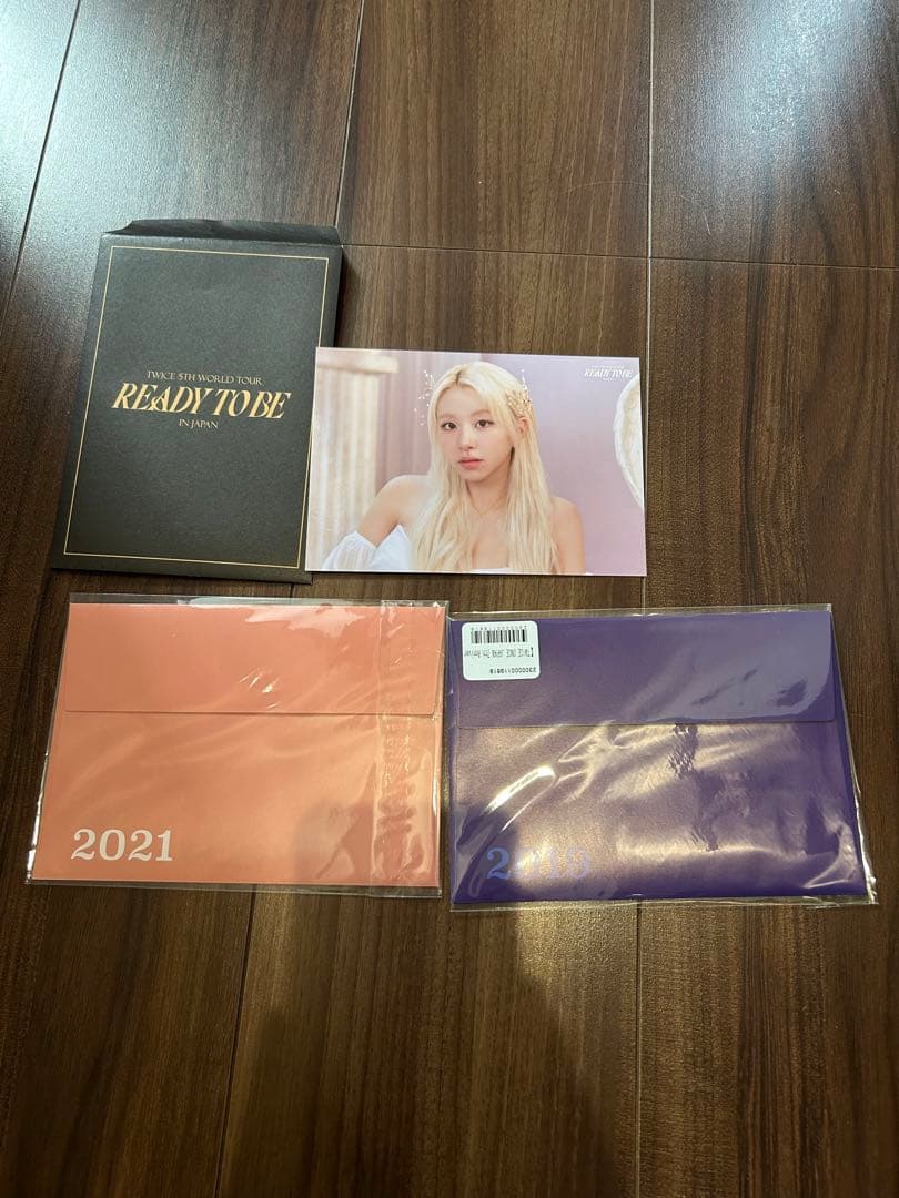 DAHYUN ハート型うちわとその他7点