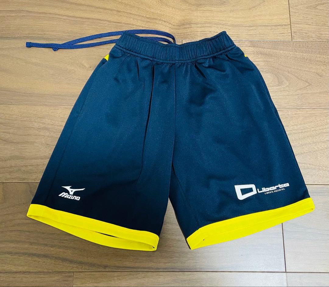 【Liberta】美品‼︎・140cmウェア上下セット