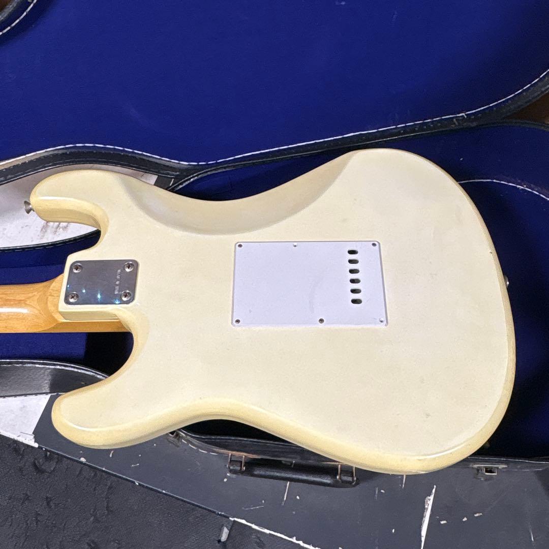サ*ド様 エレキギター　gibson?