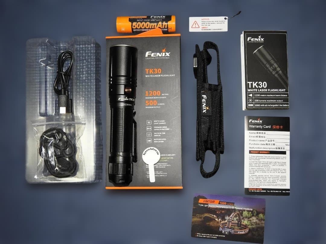 Fenix TK30 LEP タクティカル フラッシュライト 懐中電灯