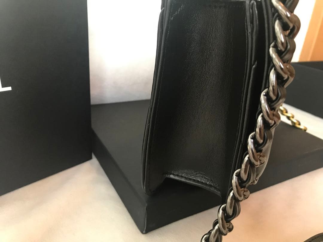 CHANEL シャネル ノベルティ ショルダーバッグ