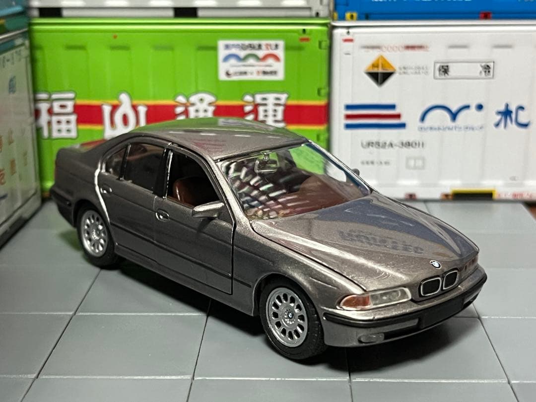 シャバク  5シリーズ マッチボックス ベンツ ジャガー ホットウィール
