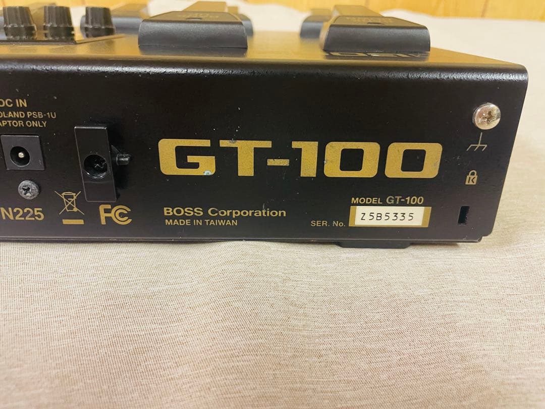 BOSS GT-100 マルチエフェクター ボス